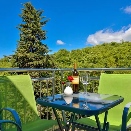 Gianluca Apartamento